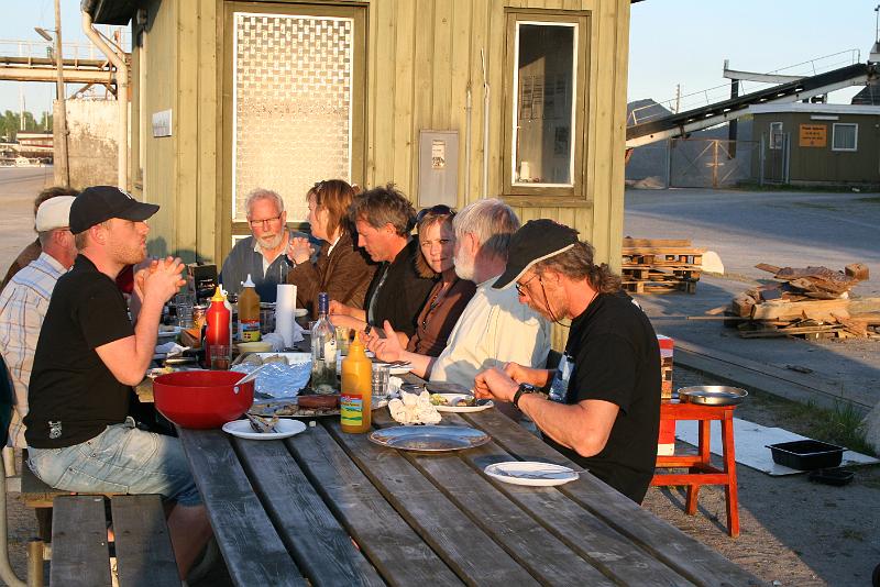 023.JPG