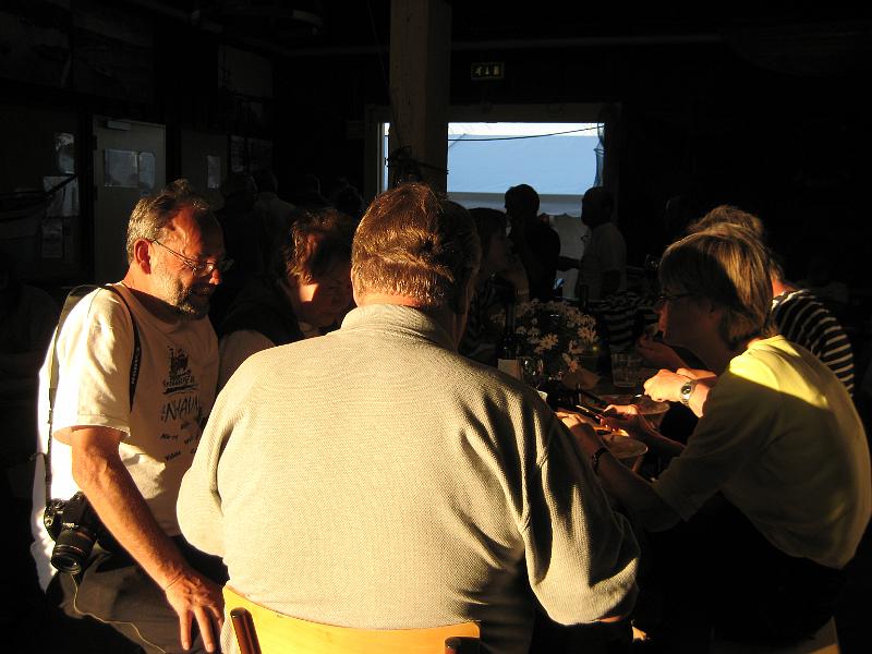 127.jpg
